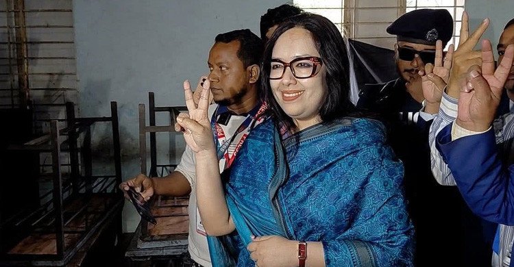 ব্রাহ্মণবাড়িয়া-২ আসনে এগিয়ে স্বতন্ত্র প্রার্থী রুমিন ফারহানা